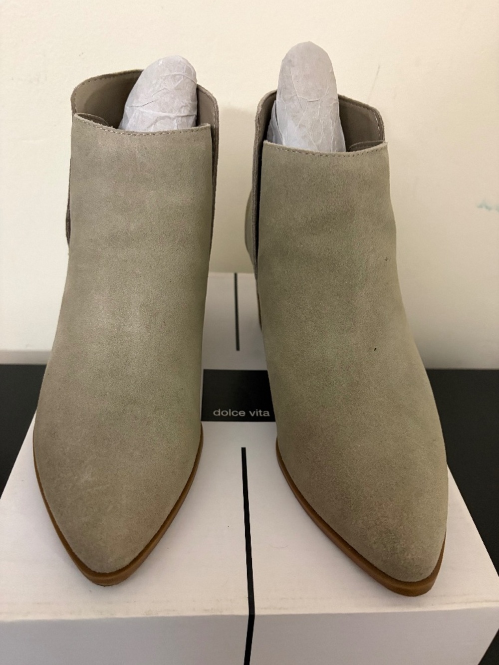Dolce Vita suede ankle booties